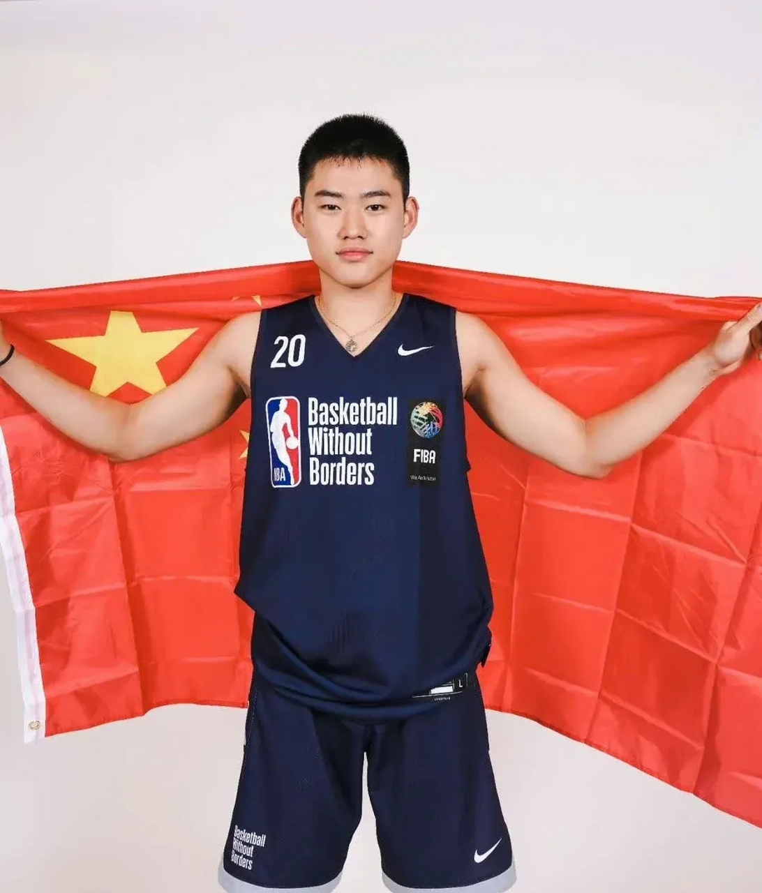 中国篮球界最近掀起了一股关于赵维伦表现惊艳的讨论,但这打谁的脸呢?