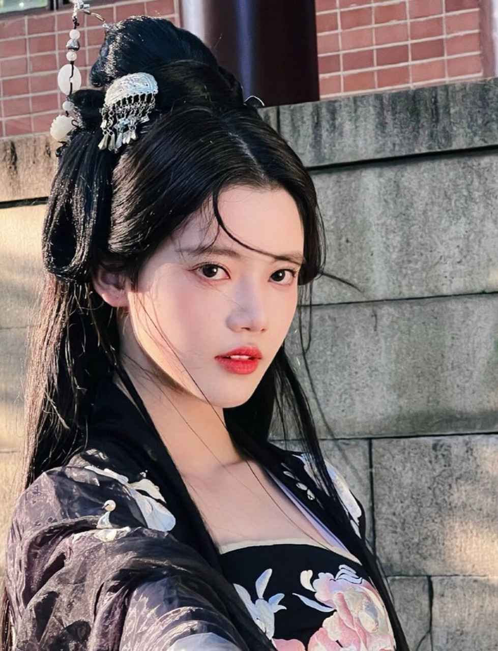 孙珍妮古装头饰装扮欣赏,你喜欢哪个装扮?#百度仲夏打卡挑战赛