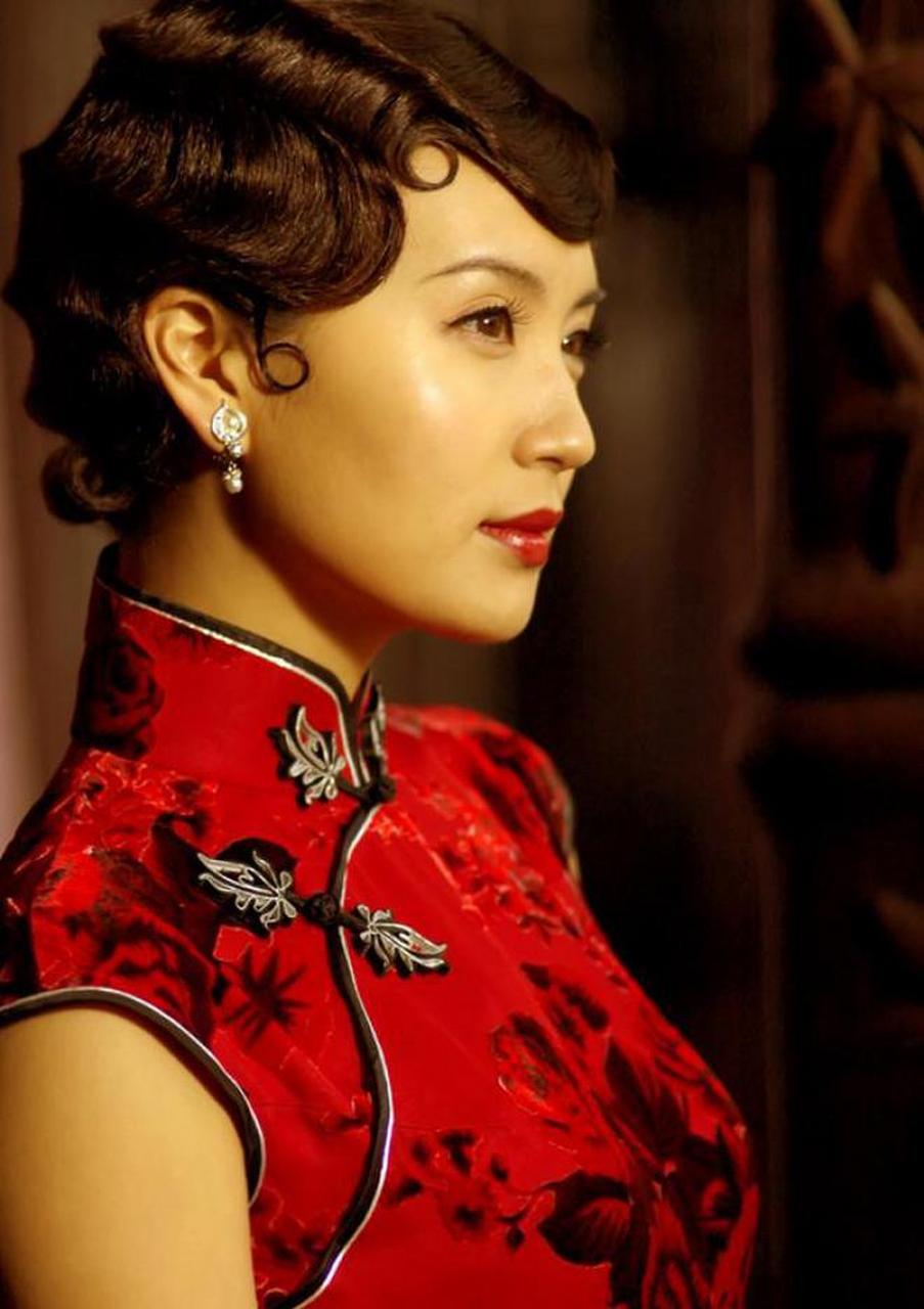 [原文:唯有旗袍与美人不可辜负,.