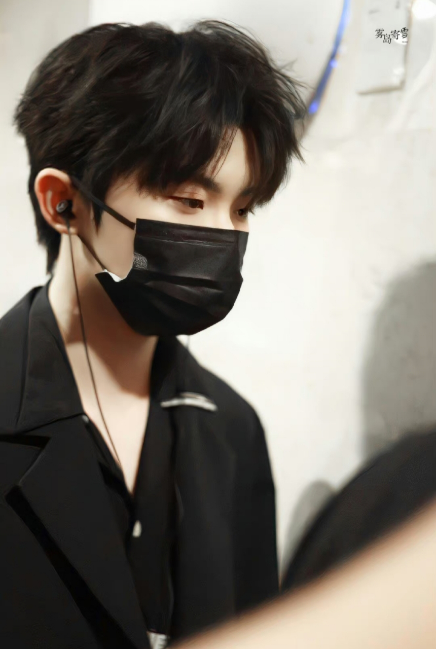 风衣马嘉祺上线了 !#时代少年团