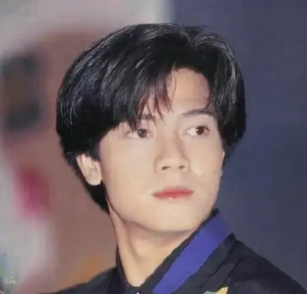 郭富城演的《浪漫樱花》主题曲叫什么名字