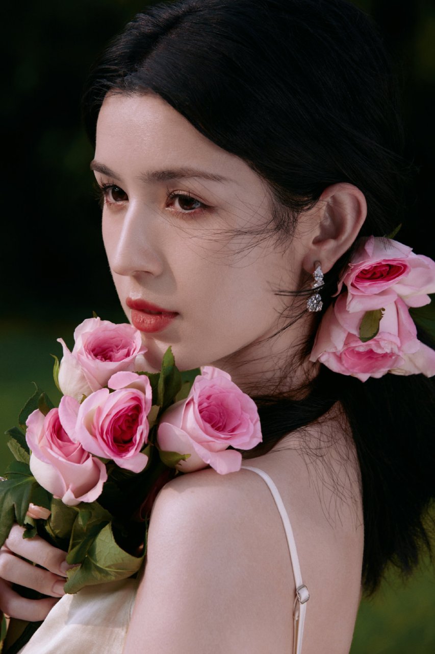 哈妮克孜高清壁纸头像(二十四)[心]