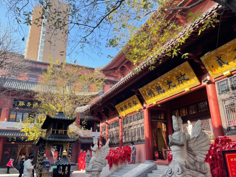 郑州大观音寺:一念之间,观世音菩萨的慈悲与力量