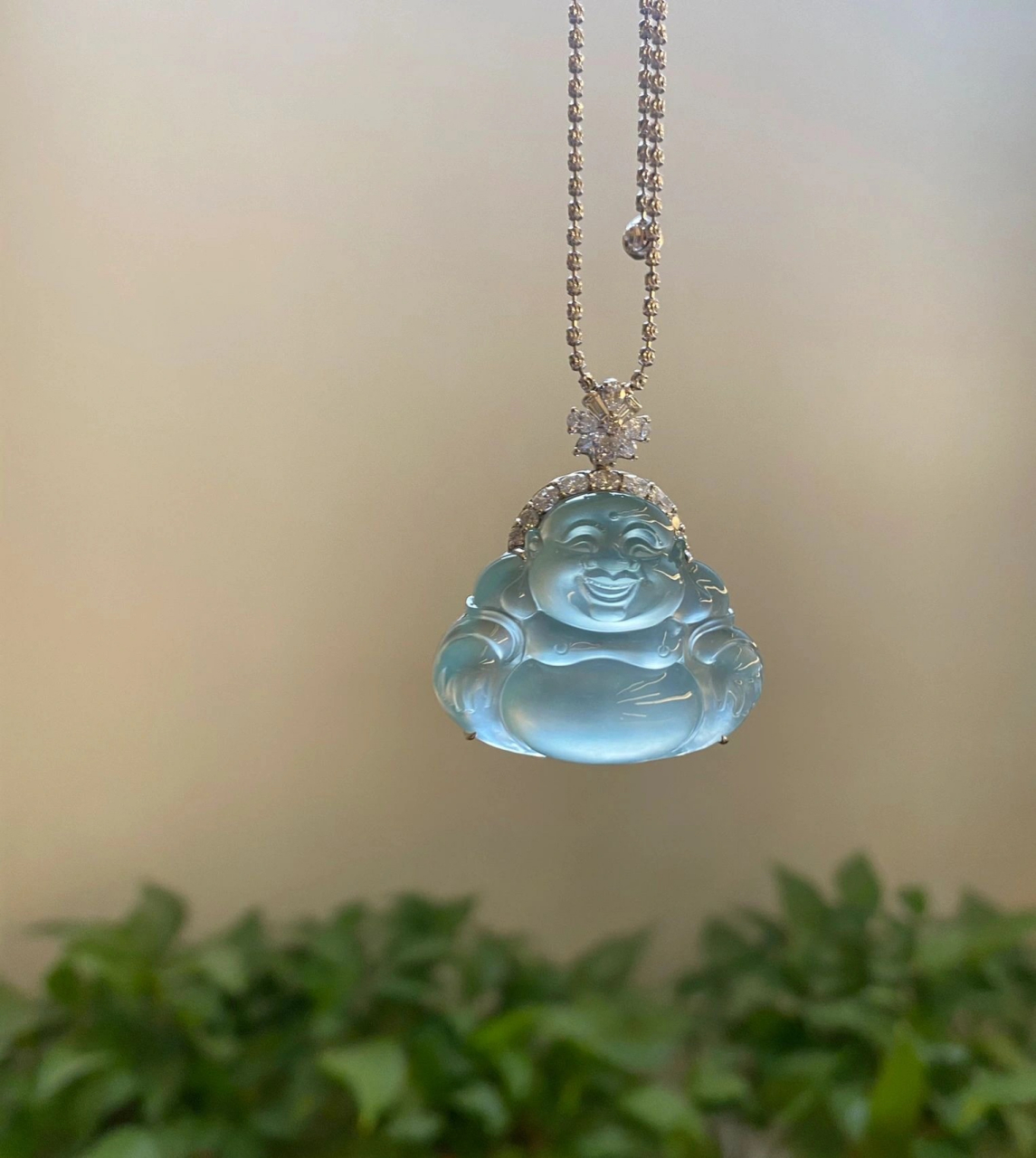 高冰天空蓝佛公 又是宠爱它的一天,一晃一晃的被它迷了眼#翡翠# #文玩