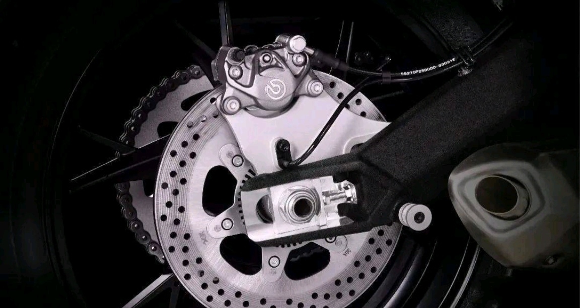 23款钱江追600:圆灯造型 直四动力,价格下调4000元!