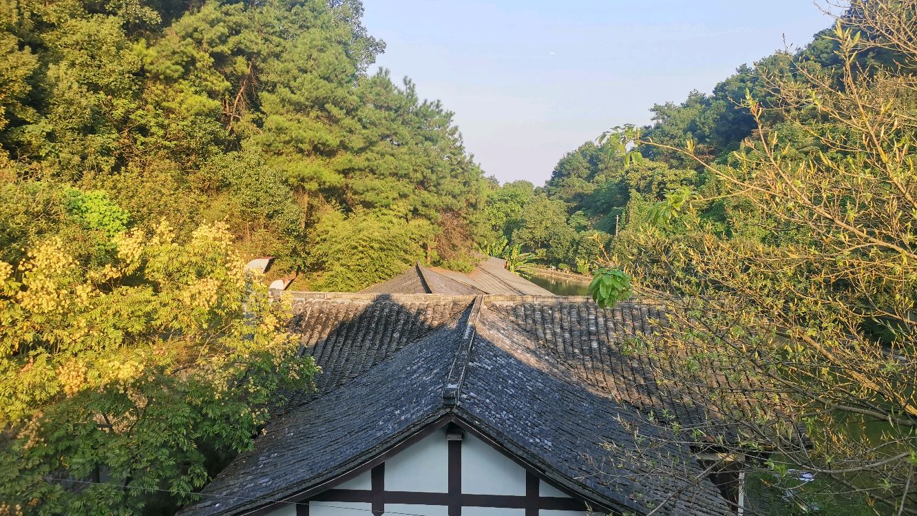 歌乐山顶休闲娱乐枫香园度假区