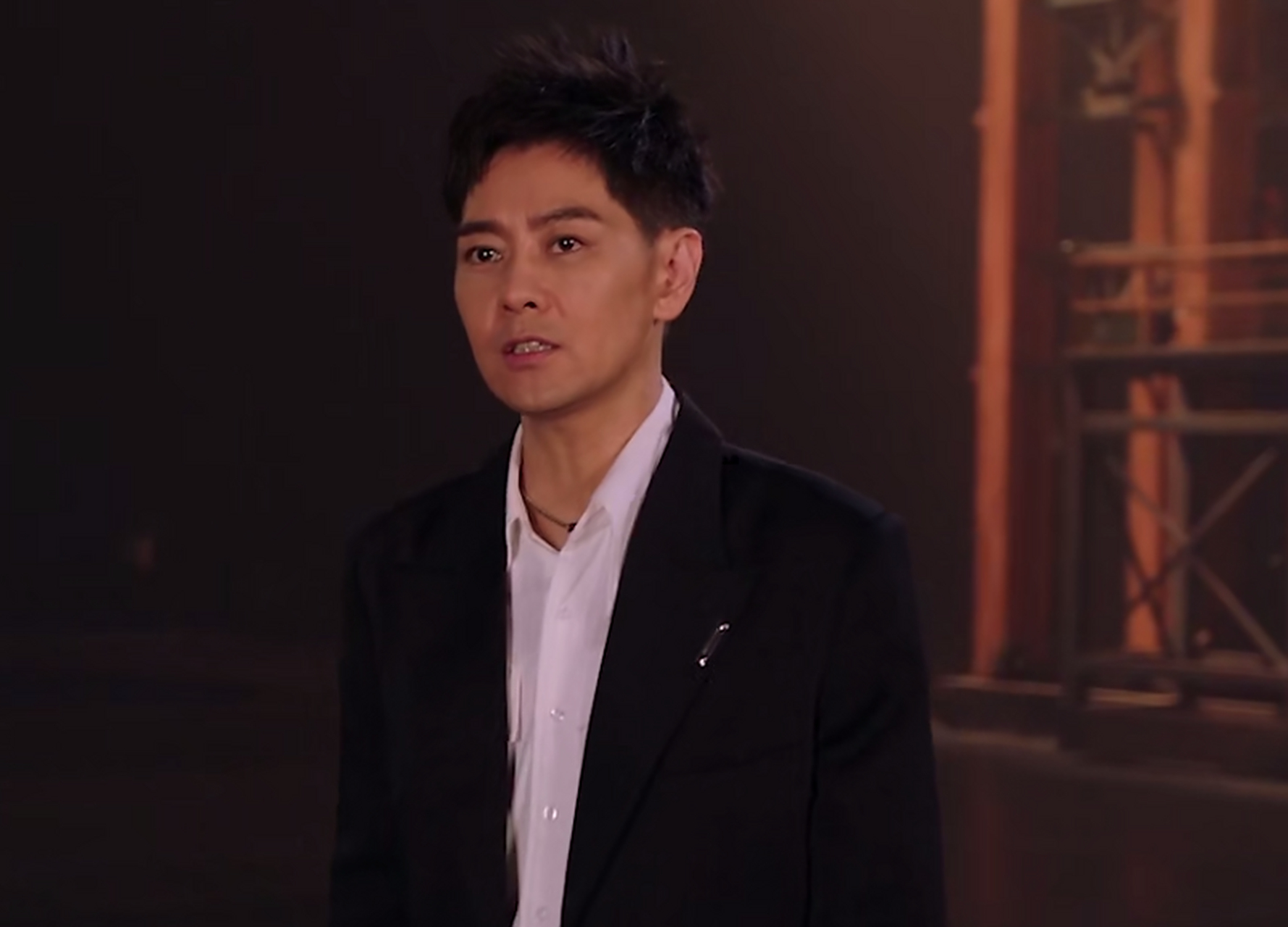 林志颖发文披露了自己参加《披荆斩棘》第三季的心声,觉得人生就该多