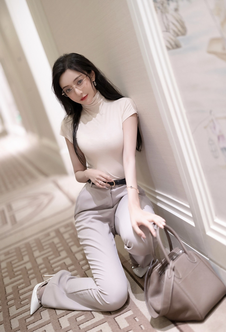 厦门旅拍ol装扮完美诱惑写真#美女# #模特