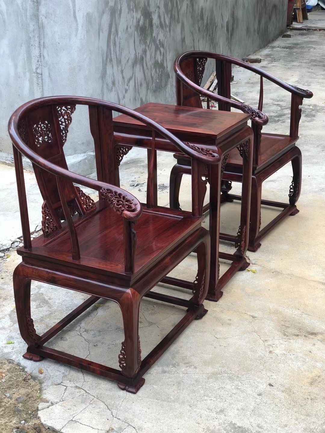 海南黄花梨紫油梨老料皇宫椅