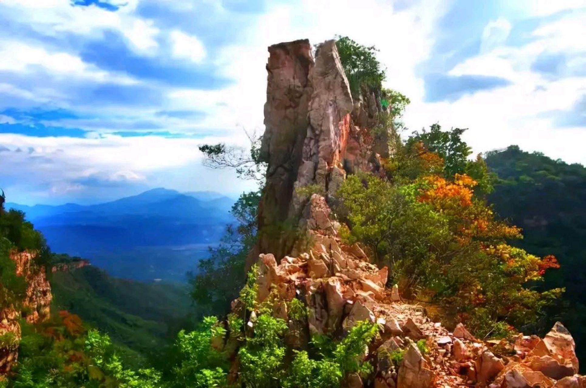 郑州周末去哪玩# 汝州市九峰山位于汝州市寄料镇,因自西向东有九座