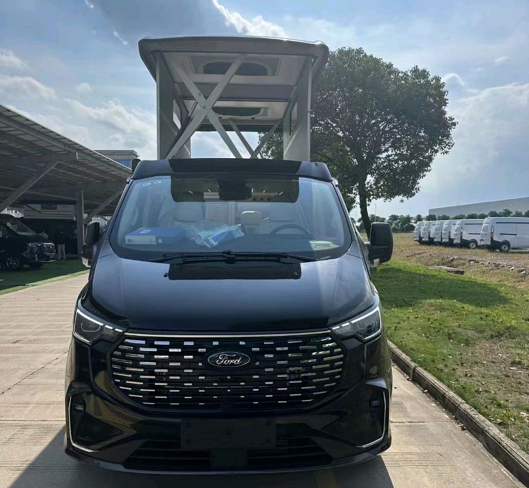 自驾游"神器",休旅版福特全顺曝光,可升降车顶设计,2.0t 9at