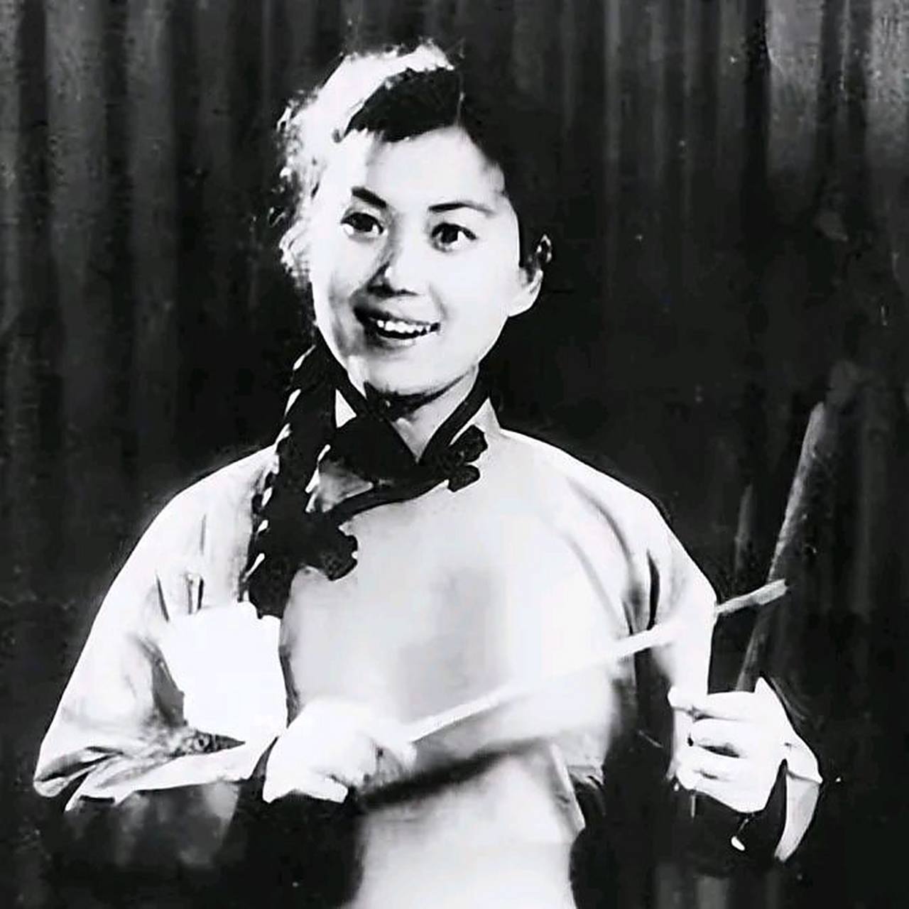 曲艺演员马增慧,五七年的时候,才不到二十岁,长得漂亮,是说唱团最漂亮