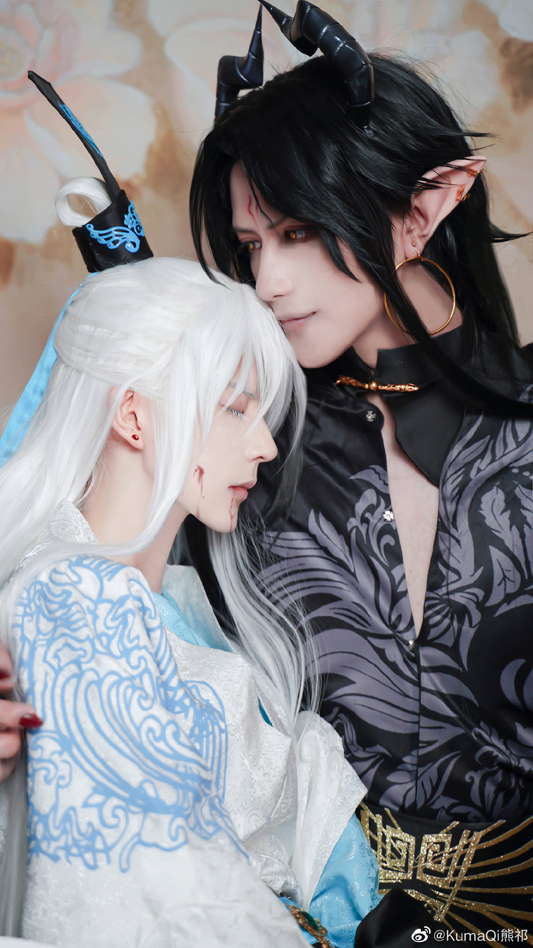 《魔尊要抱抱》cos下的九方夜漓,确定不是漫画走出来的?