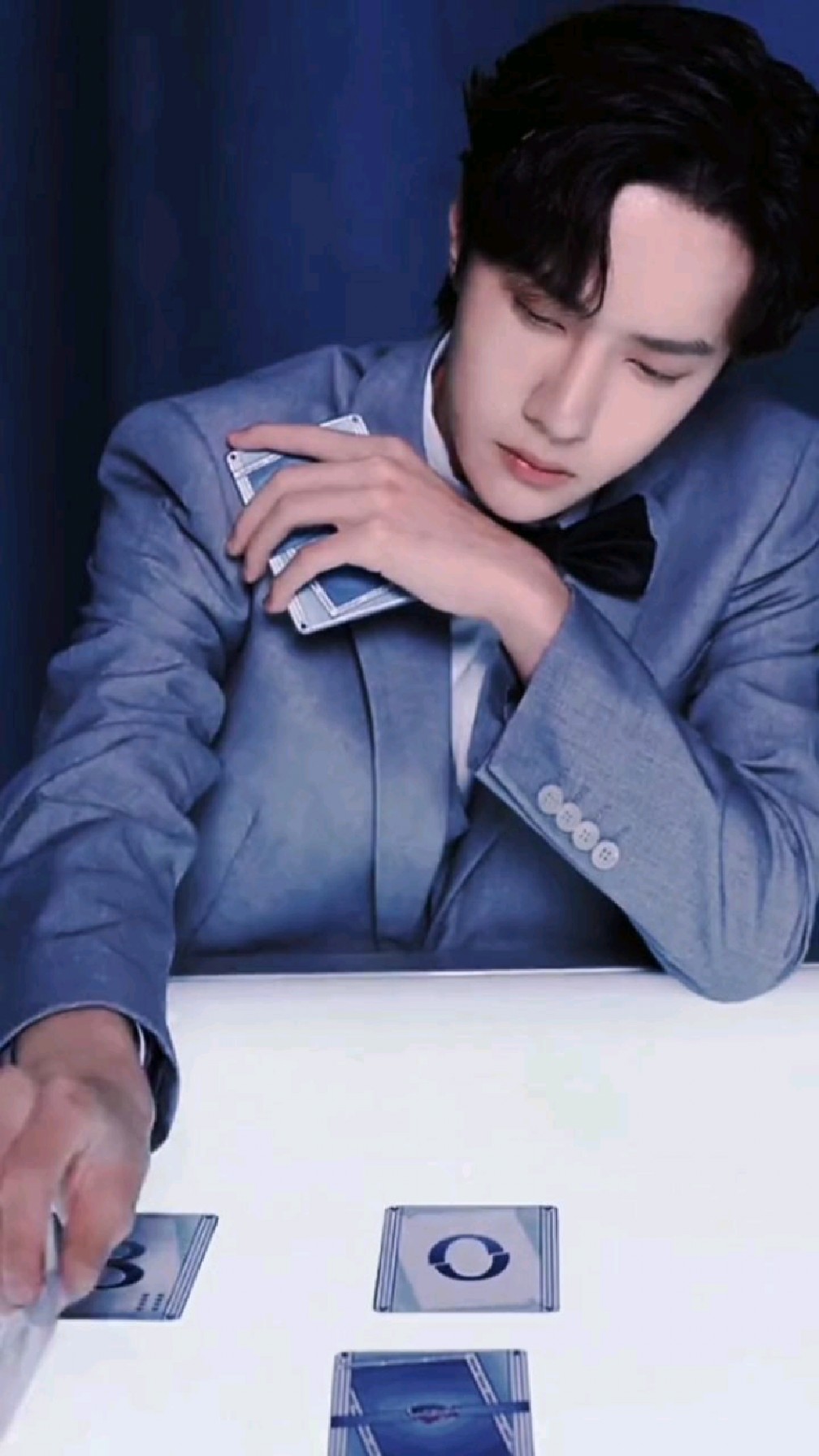 我有悔,王一博这么帅的变魔术物料我居然才第一次看到