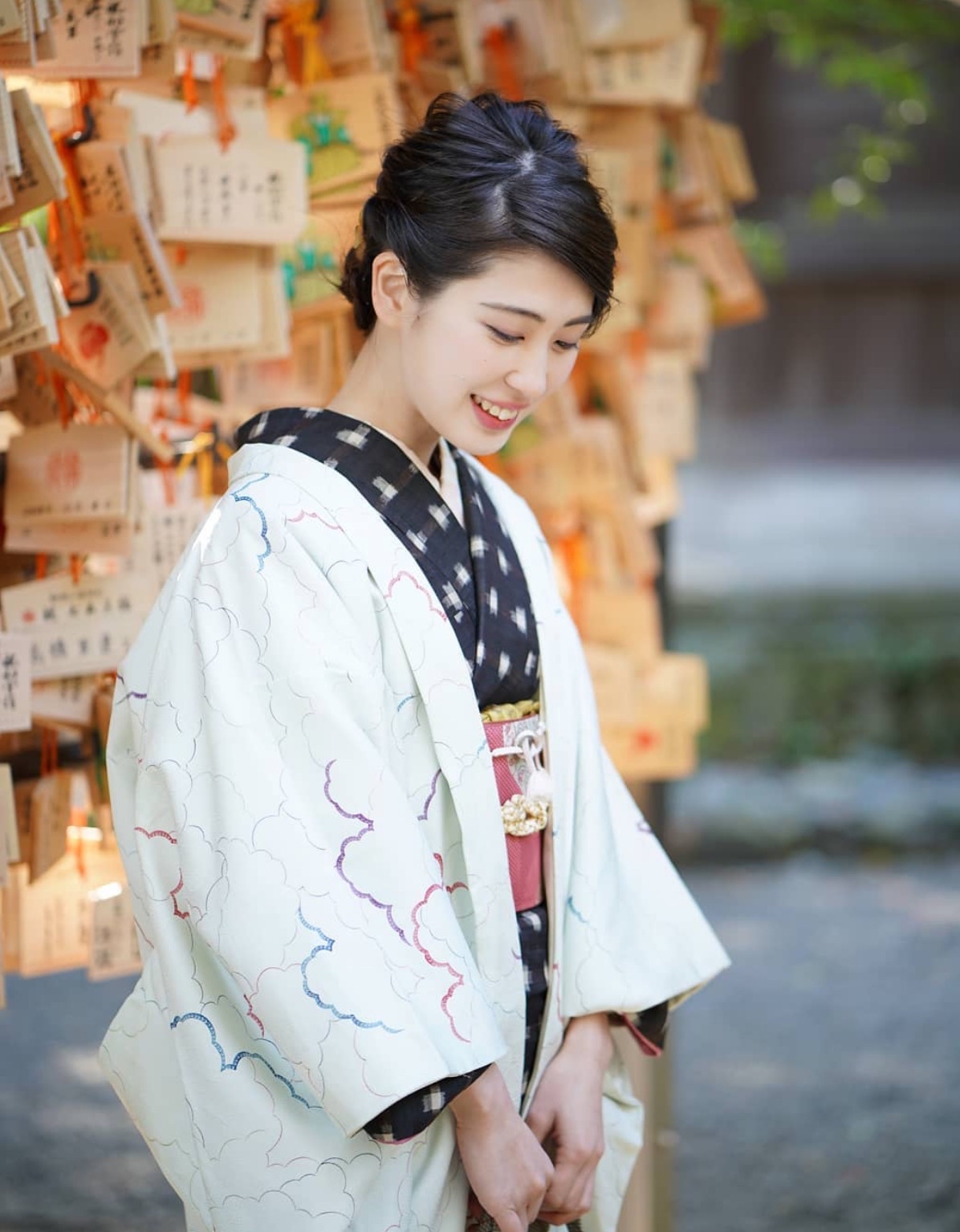 知性优雅的日本和服写真模特,其实是位华人姑娘