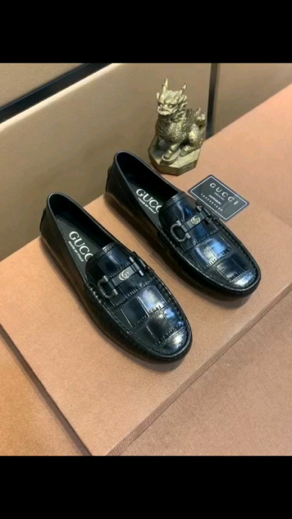 古驰休闲豆豆鞋开箱细节展示来啦,奢华大方潮流时尚.-度小视