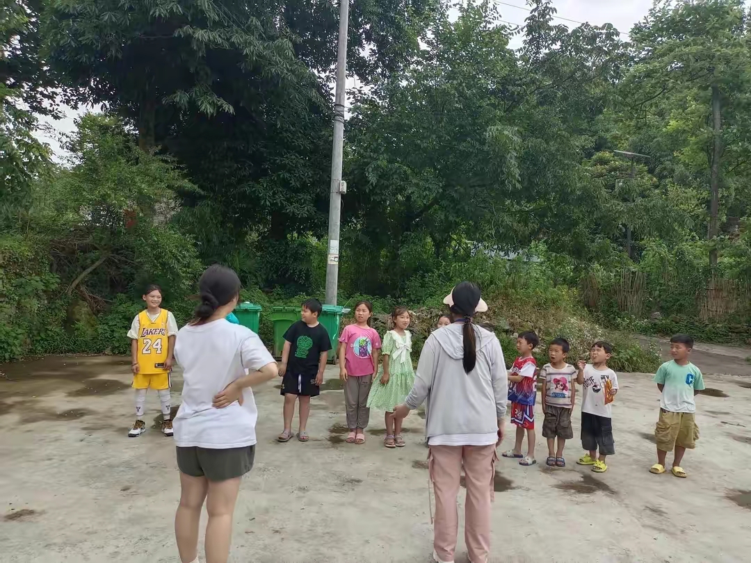 爱心支教,让责任照亮未来