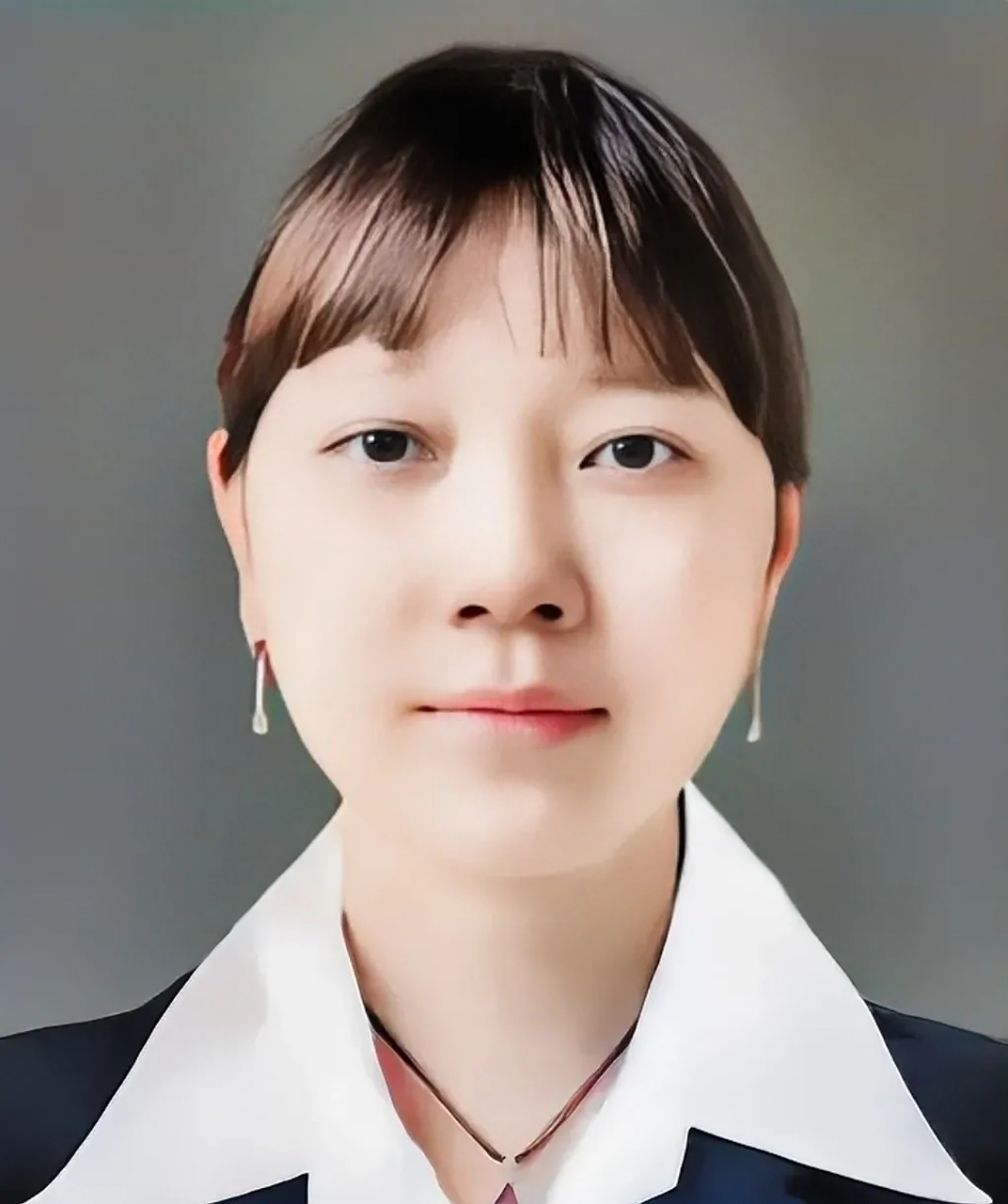 败类院长 曾丽娟,46岁,作为娄底市新化县三人民医院院长,年轻有为的她