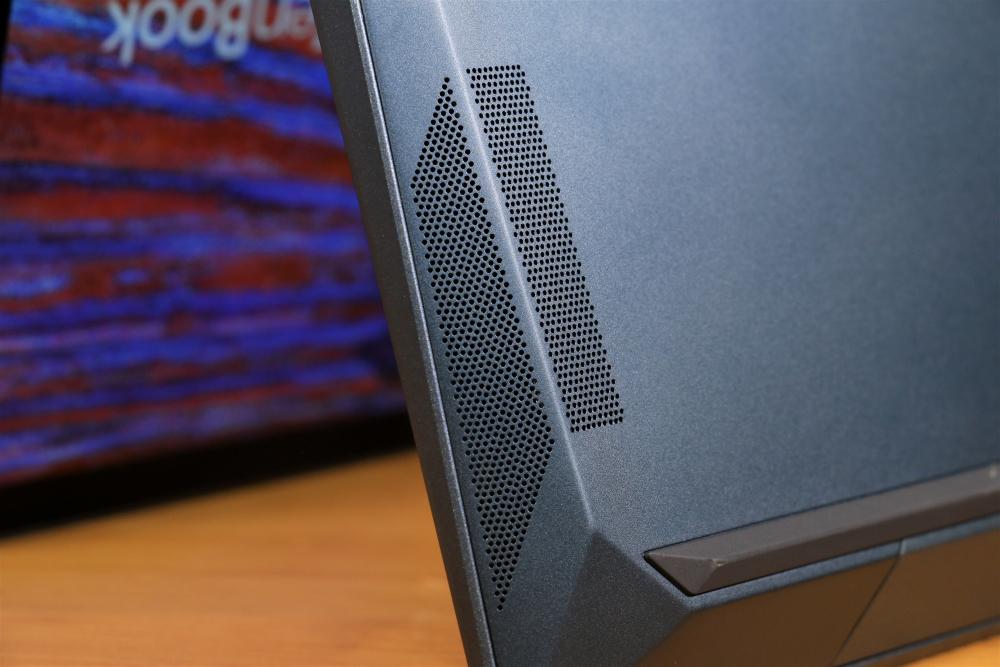 华硕asus zenbook duo 14笔记本评测!搭载第二块屏幕好看又实用