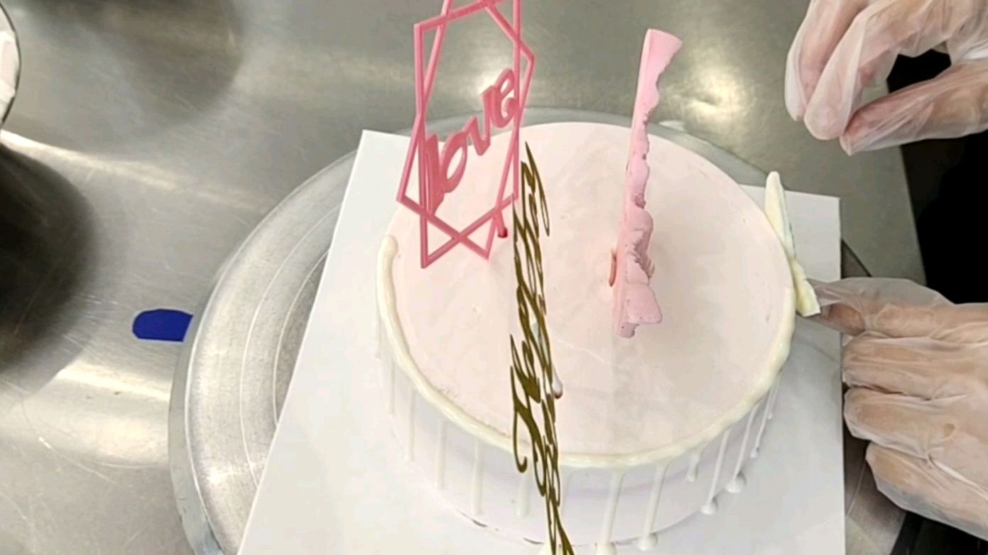 漂亮的巧克力鱼尾蛋糕怎样搭配?祝考生友友旗开得胜,金榜题名