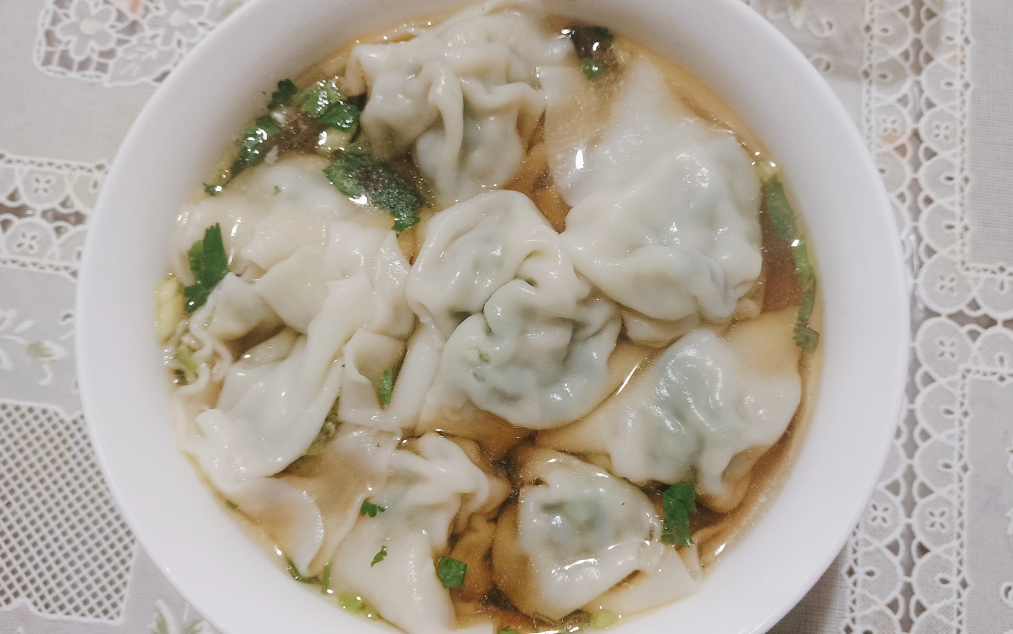 鲜香美味的菜肉大馄饨,久违的老上海的味道