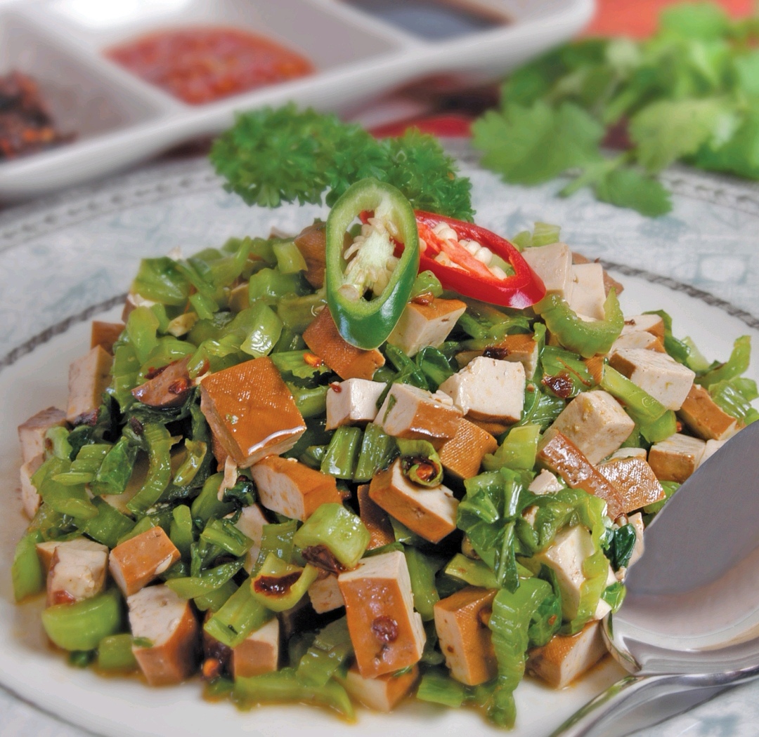 健康长寿幸福食谱:凉拌雪菜豆干丁