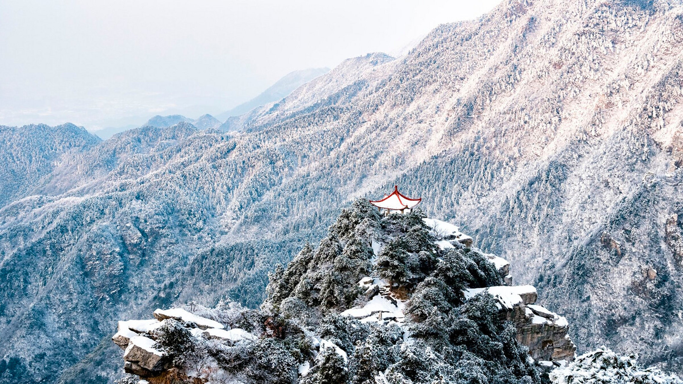 金秋图文动态创作节# 北方的冬天,雪景成为了独特的风景线,吸引了无