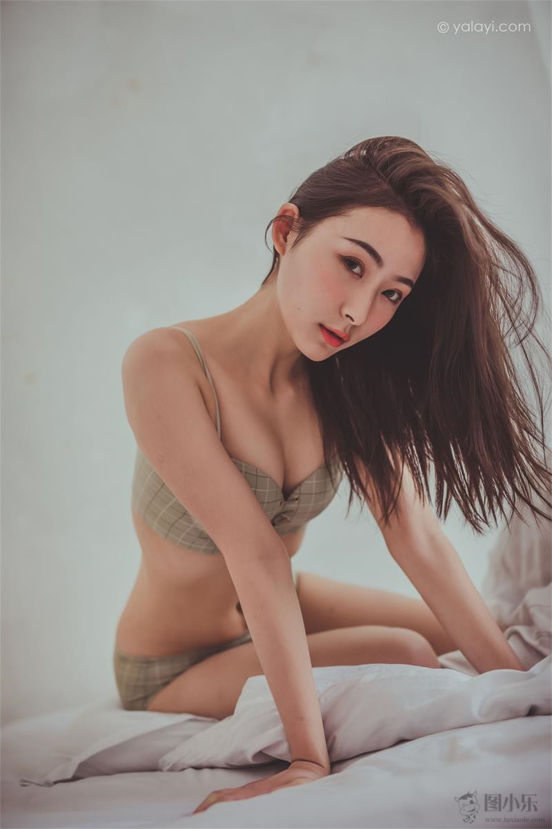 YALAYI-587-2.jpg