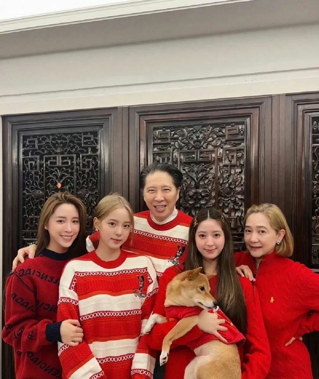欧阳娜娜三姐妹