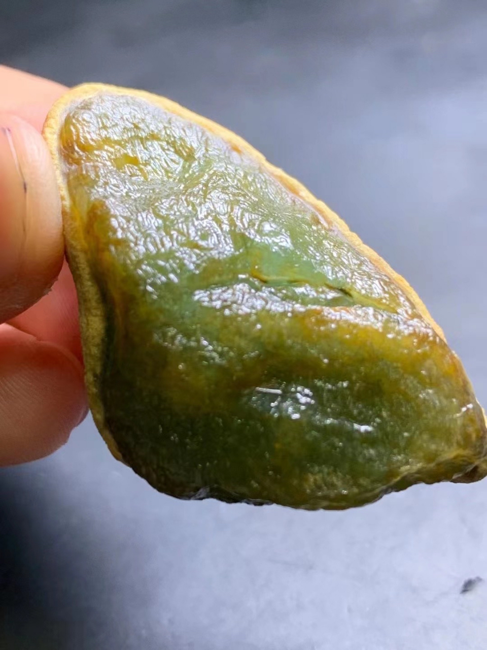 大马坎水石,可带皮设计雕刻,起货有特色,种老,尺寸45-26-18.5mm#翡翠