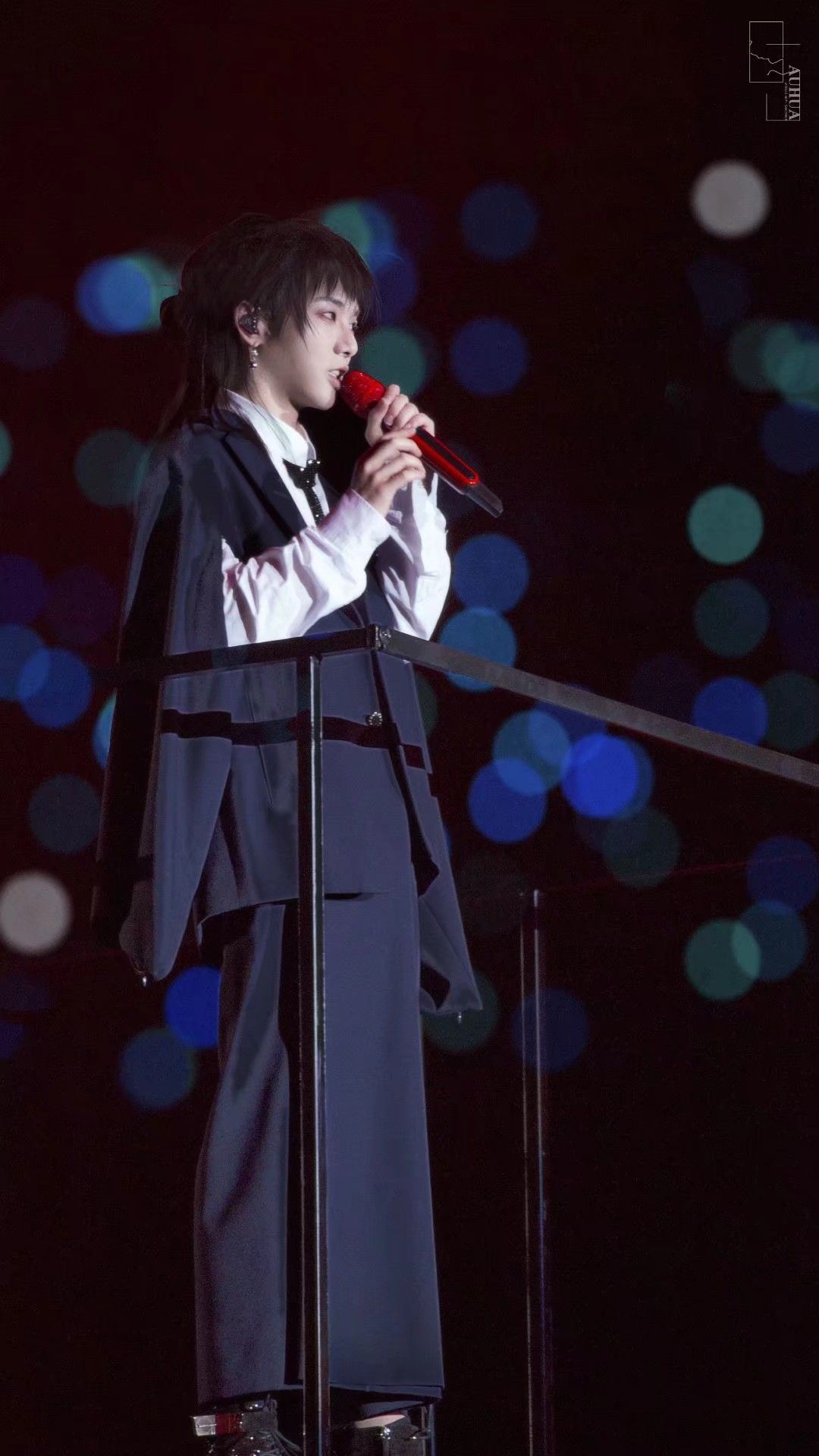 超飒华晨宇壁纸图