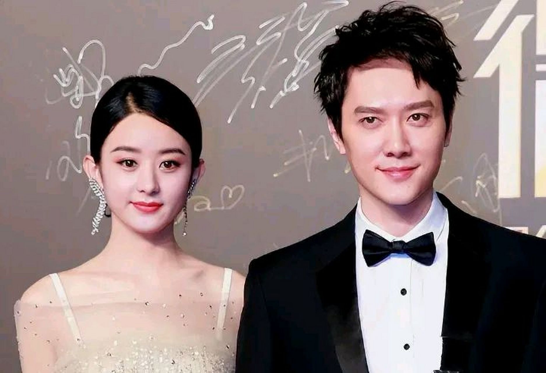 曝赵丽颖冯绍峰复婚,婆婆献豪宅办豪华婚礼 赵丽颖冯绍峰离婚后,多次