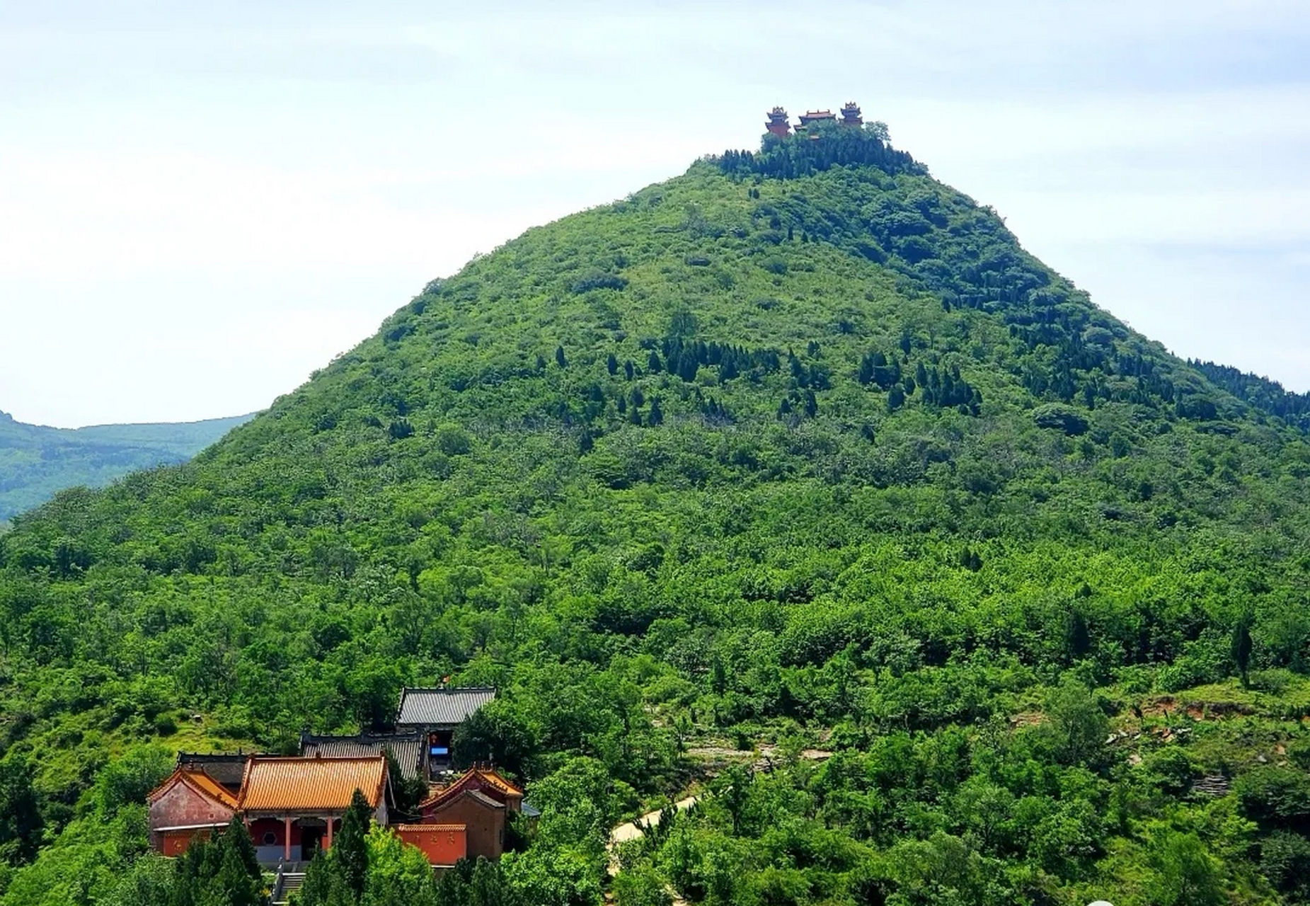 夏日生活创作季# 暑期,和朋友约起到河南洛阳偃师县牛心山游玩,牛心