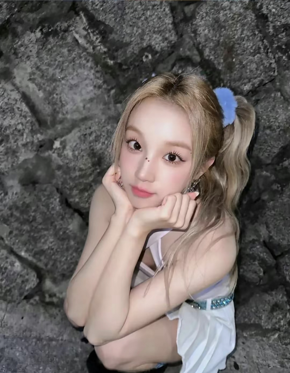 宋雨琦小背心双马尾写真,芭比娃娃的美