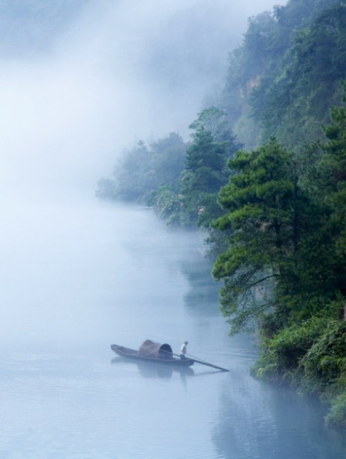 一首以垂钓喻佛理的小诗,意境深远,说出了人生得失的意义