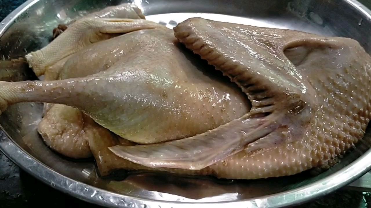 盐水鸭怎么做?我就佩服广东人做法,简单一看就会,越吃越上瘾