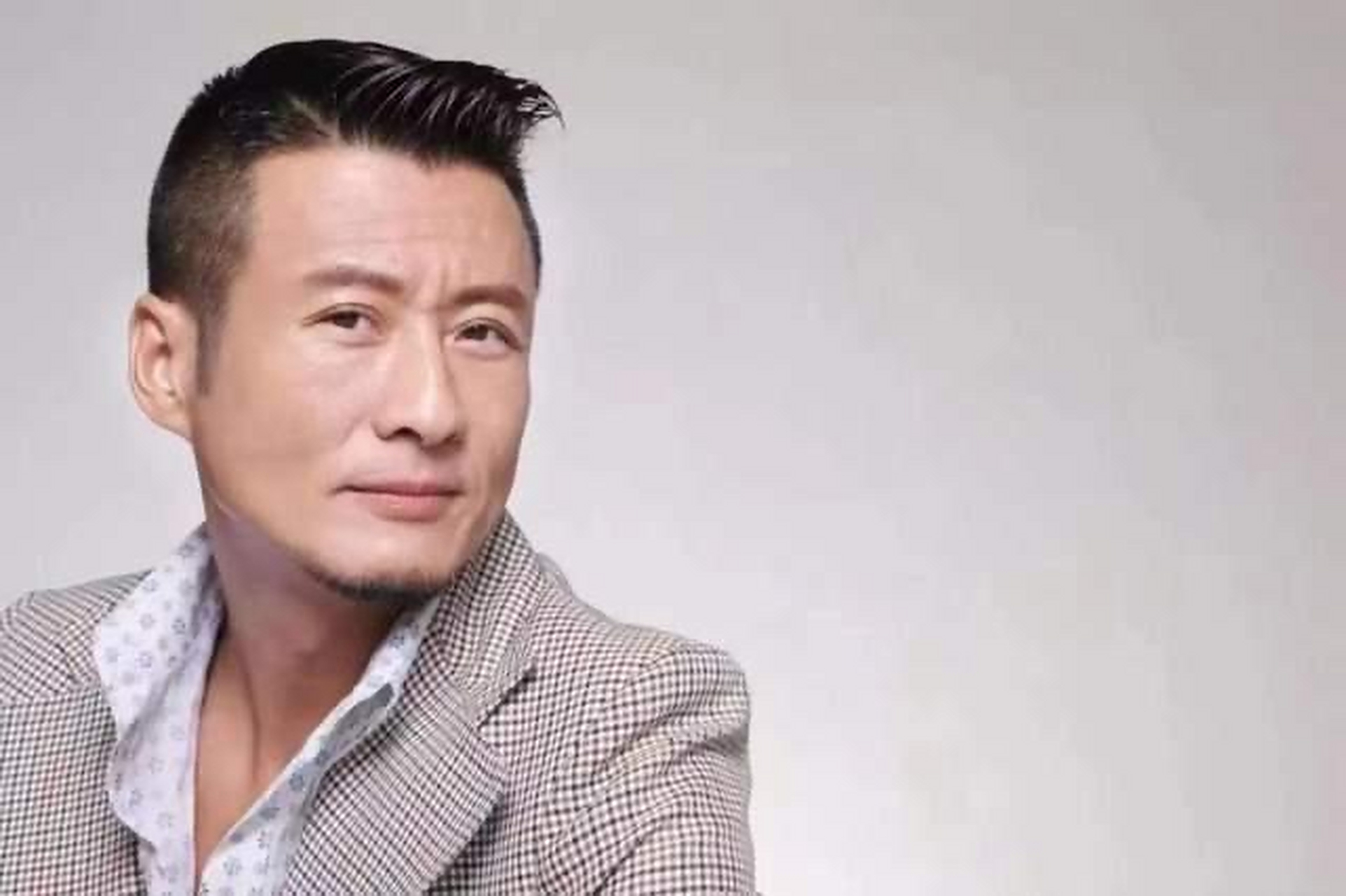 酒吧邀请涉毒艺人孙兴被罚5万# 孙兴,1963年10月16日出生于广东省