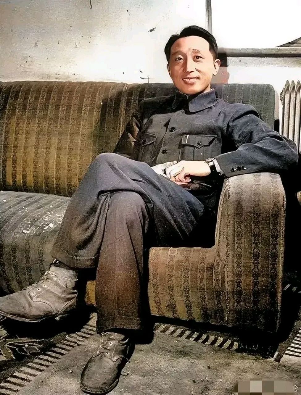 这是50年代,张作霖的二儿子张学思的一张老照片!