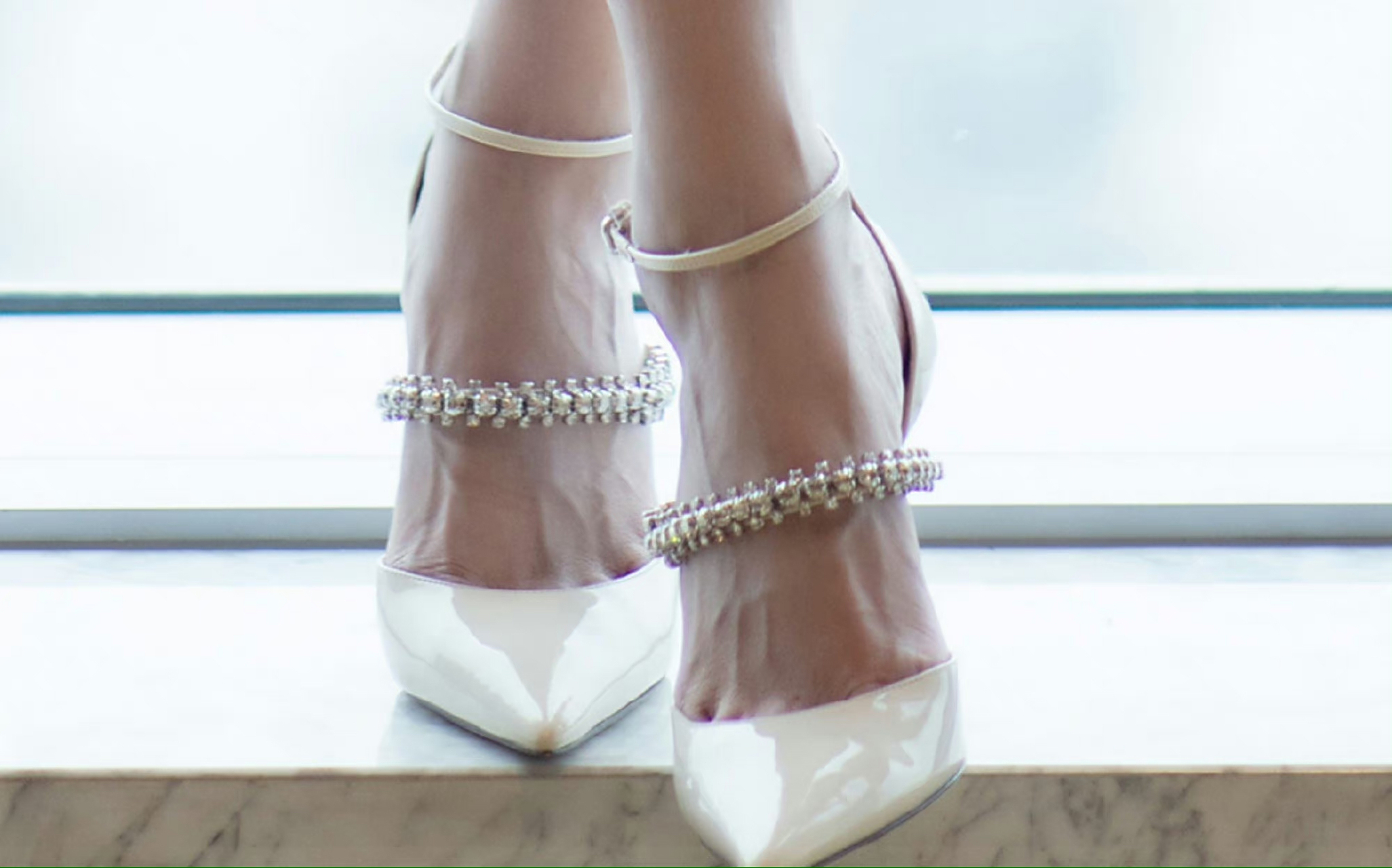 万茜 白色高跟鞋[爱你][色] #万茜