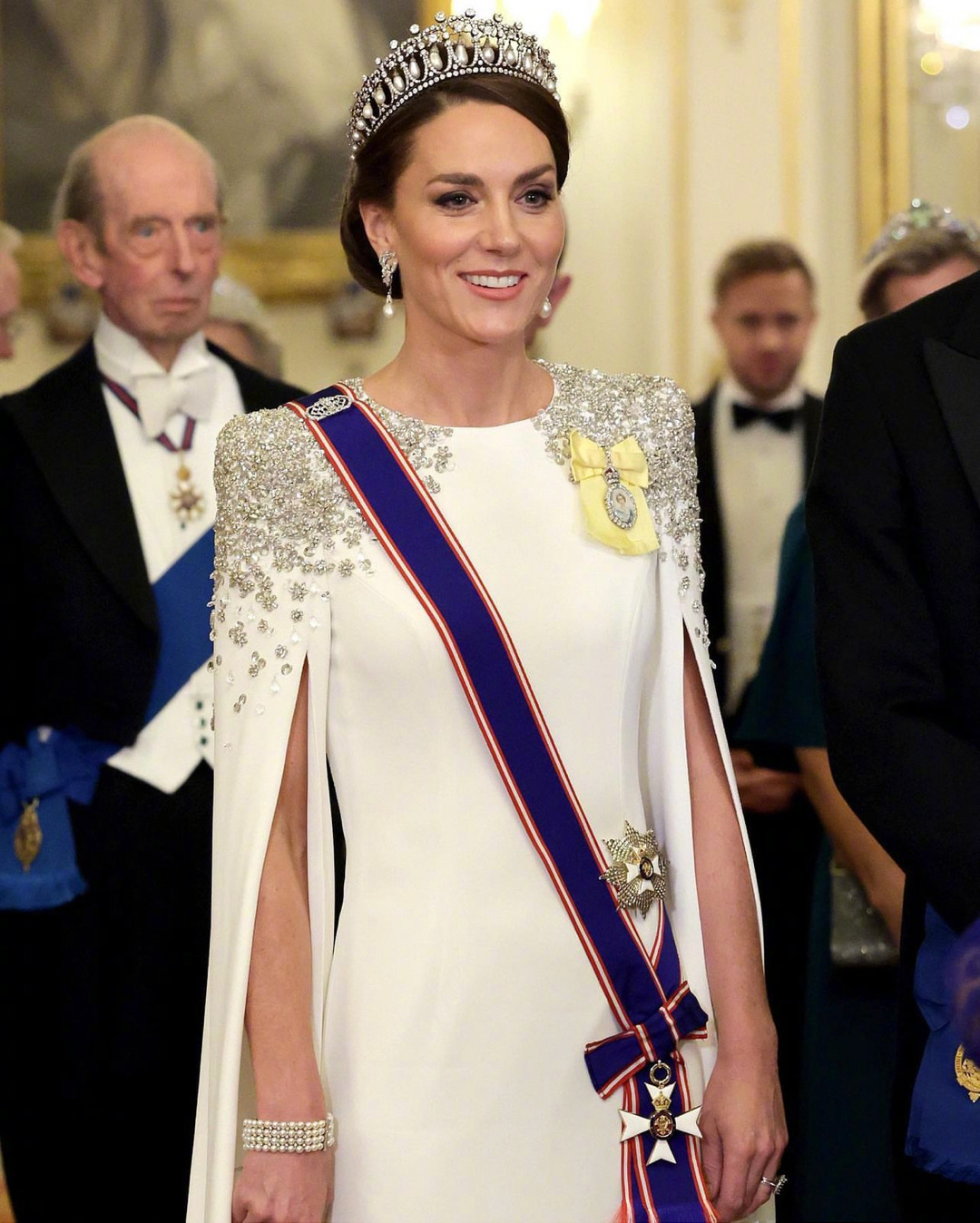 凯特·米德尔顿kate middleton 正式以威尔士王妃身份首次亮相出席