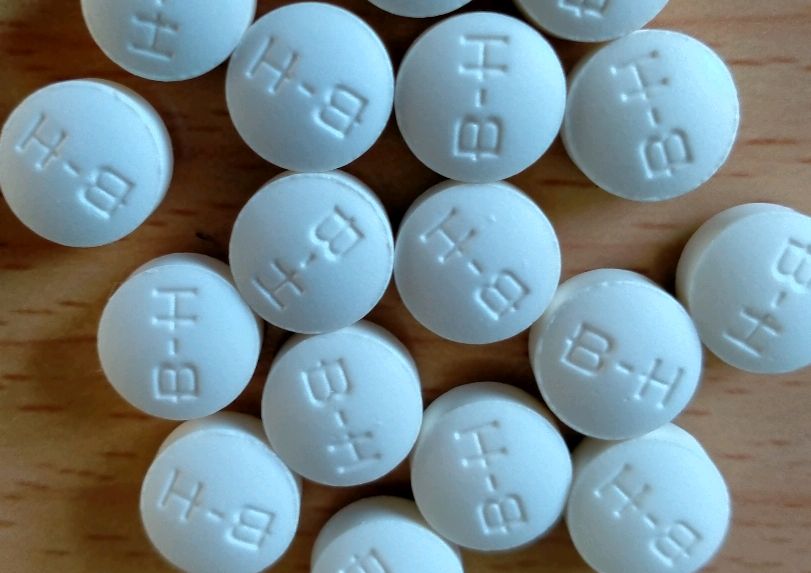 被店员忽悠了!花180元买瓶特效药,晚上睡觉差点没被憋死