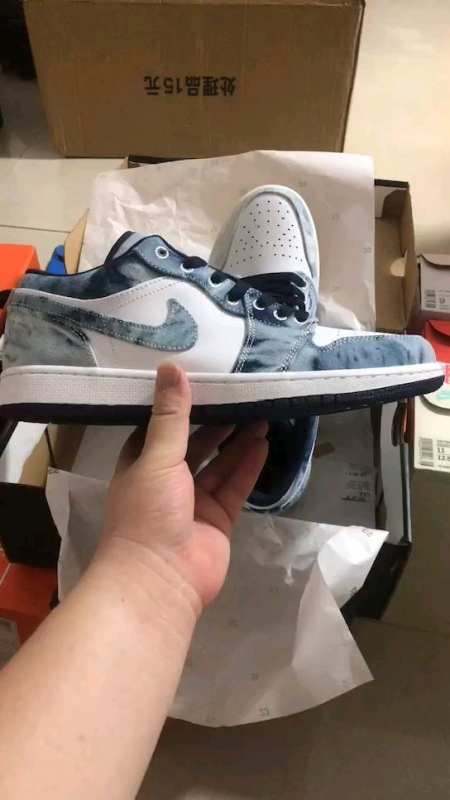 air jordan aj1 low 低帮系列 原厂内置全掌气垫 a模大底 头层小牛皮