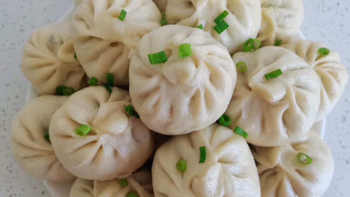 菜籽油香,菜籽的叶子也有很高的食用价值,做成包子好吃又保健