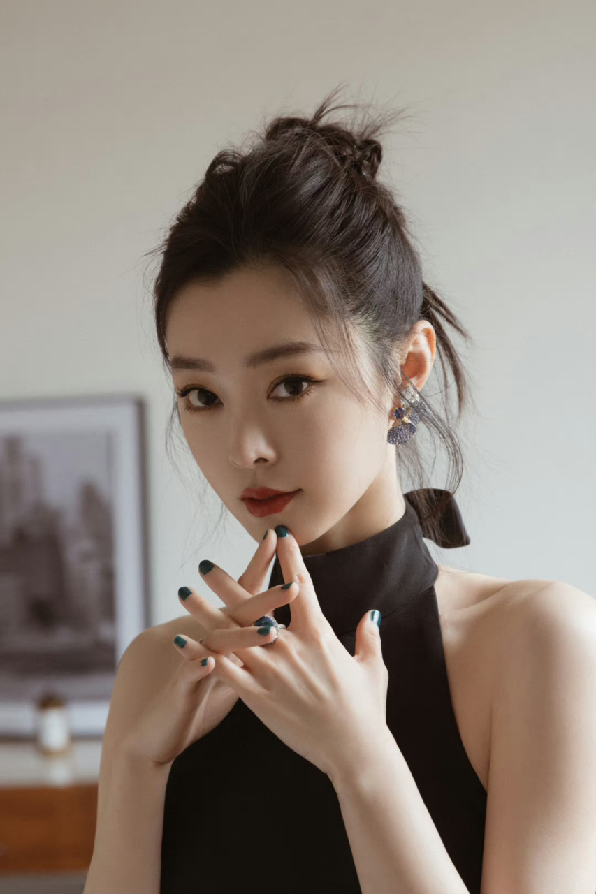 宋轶的颜值真的好美啊!美背美丽又性感!#养眼美女