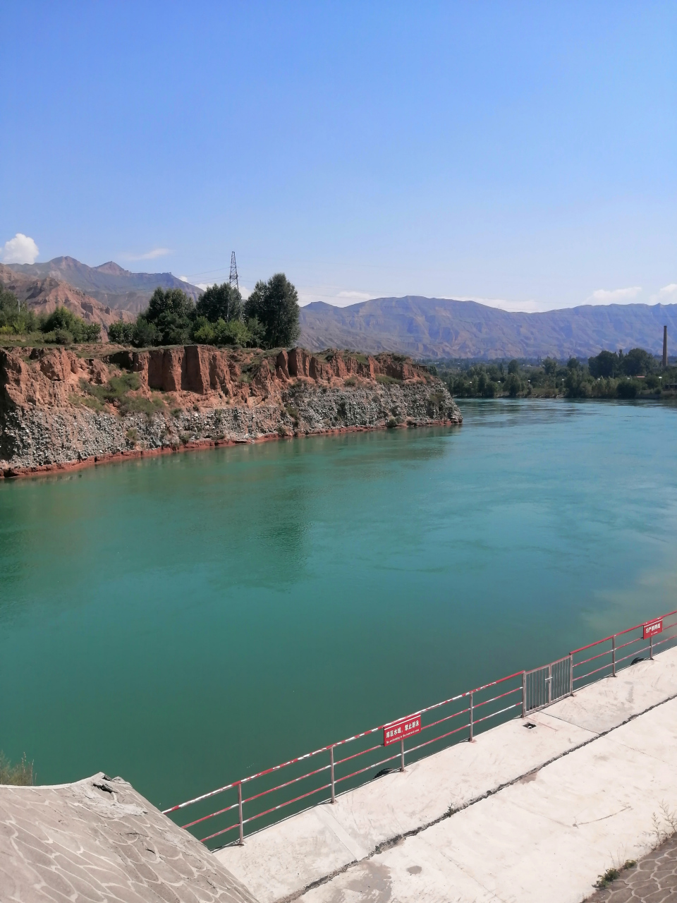 天下黄河贵德清