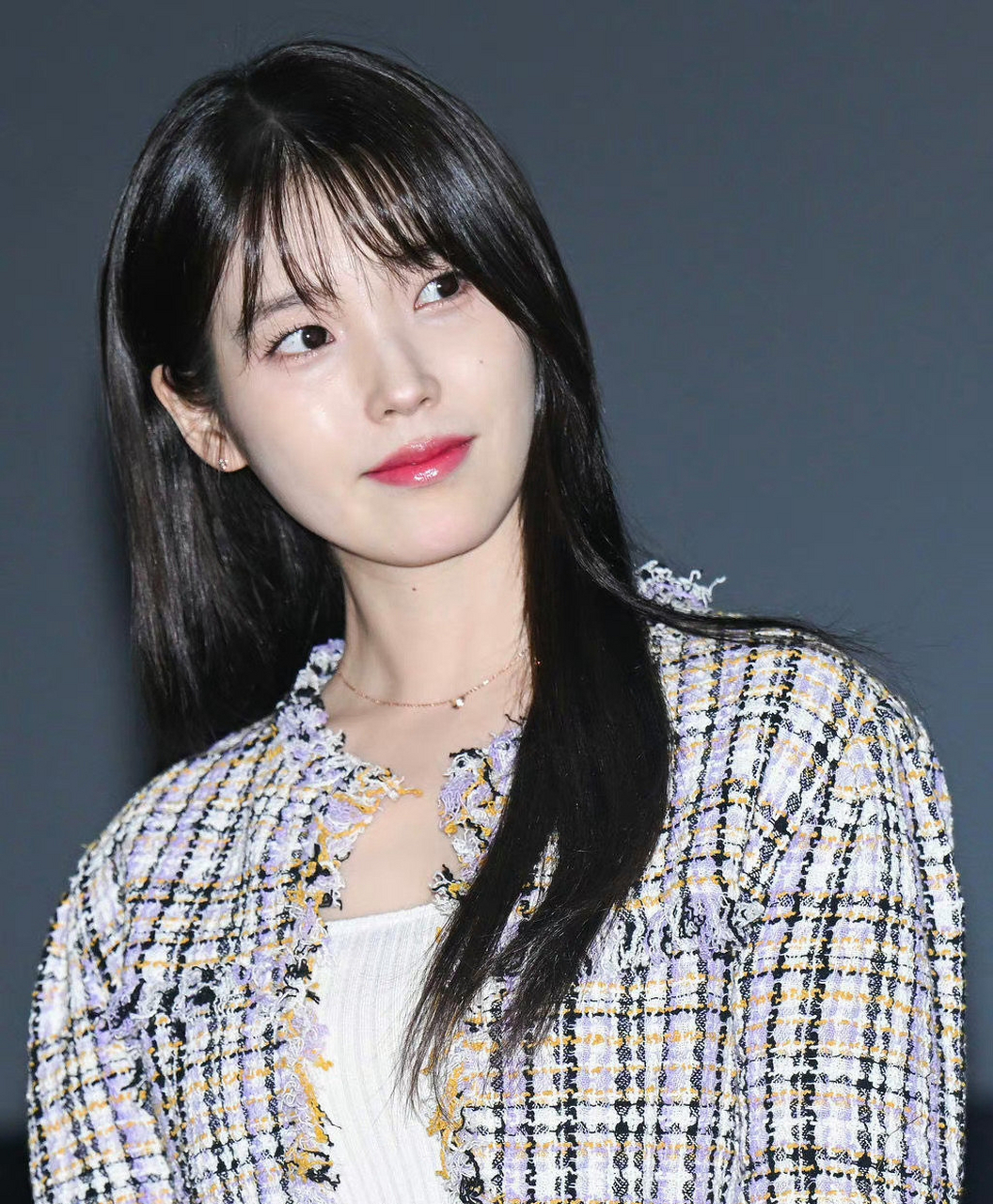 娱乐八卦每日播报# 网传歌手iu涉嫌剽窃他人歌曲,她本名叫李知恩