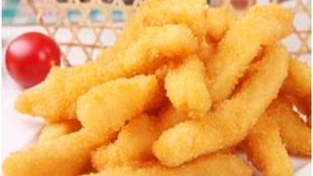 校园附近的“网红”黄金鸡柳,一天能售出几百份,外脆里嫩