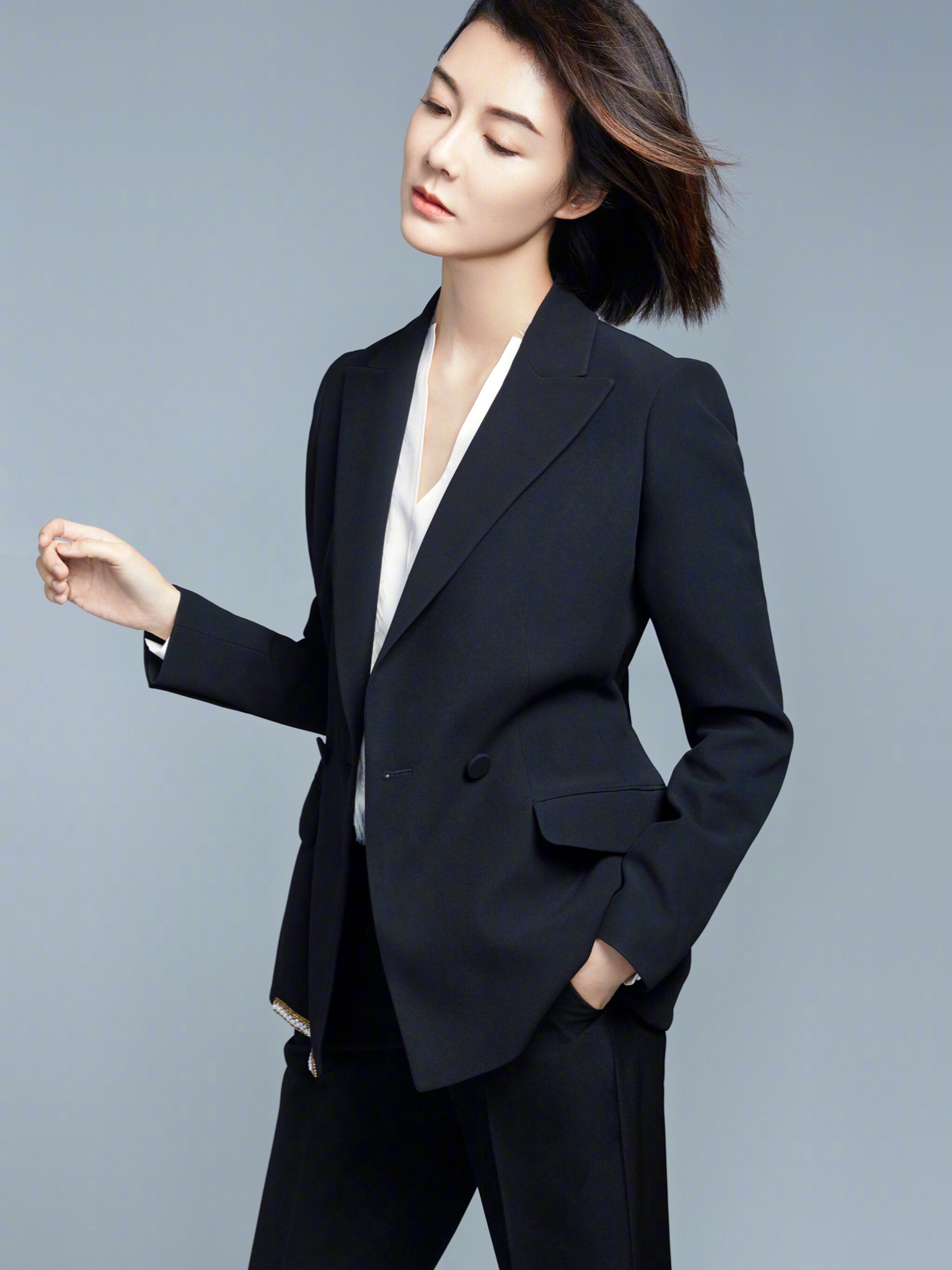 "最美星二代"车晓太迷人了,身材玲珑有致,气质更是从来没输过