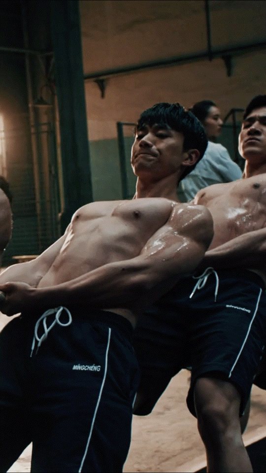 肌肉男神易大千,新剧狂秀好身材