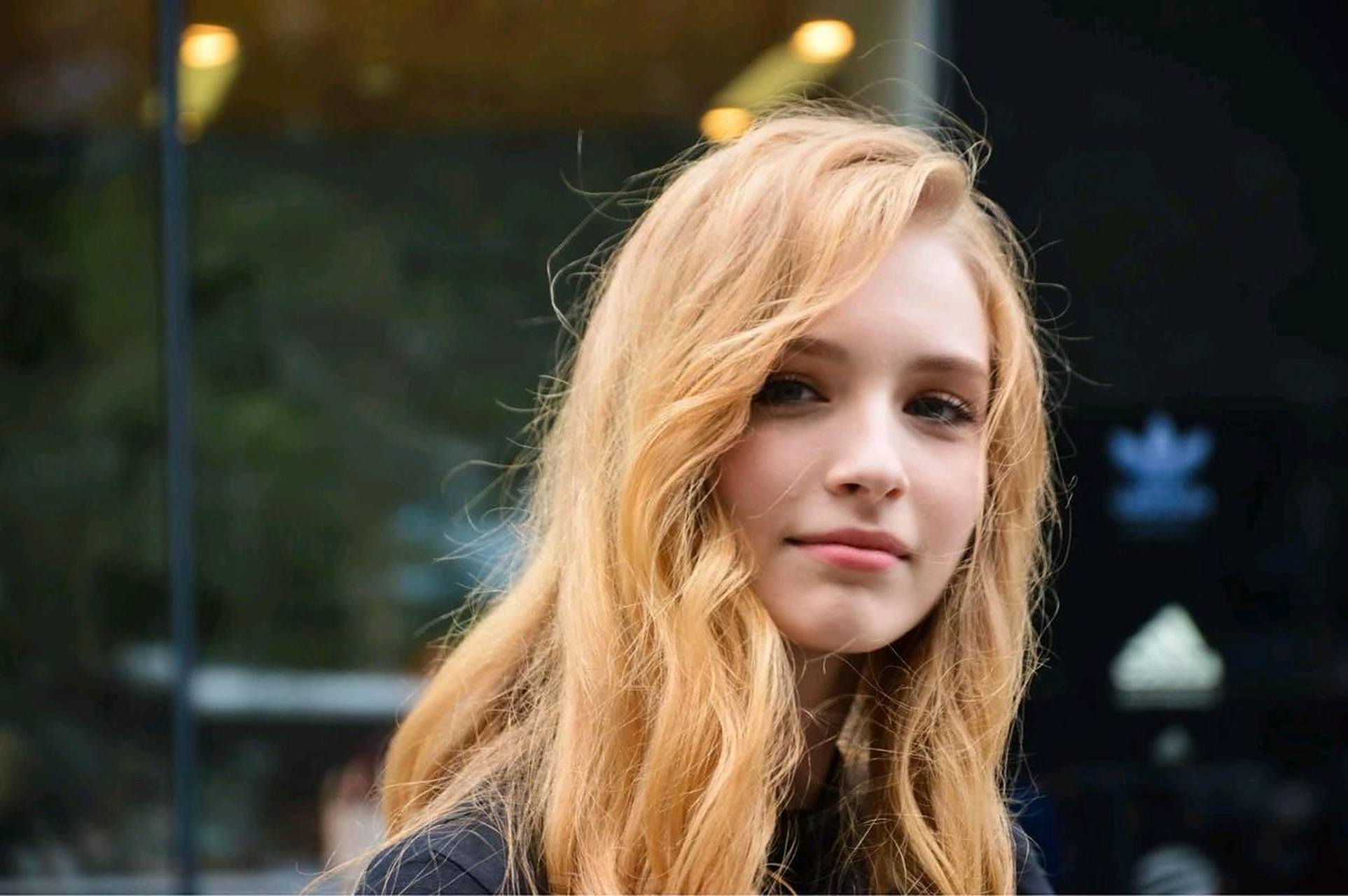 没有战争的乌克兰究竟有多美?性感的,可爱的,清纯的.